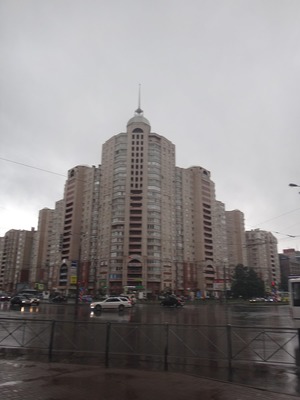 Здание на Богатырском проспекте