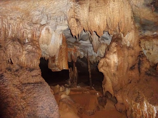 Пещеры Ванг Вьенга