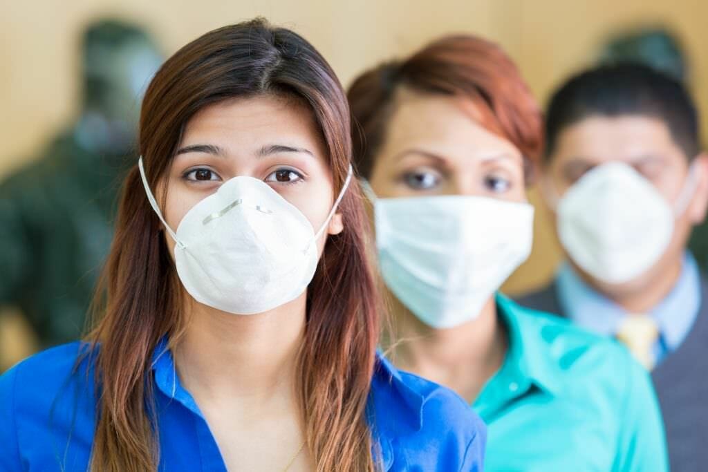 Защищает ли медицинская маска от простуды, гриппа и коронавирусной инфекции