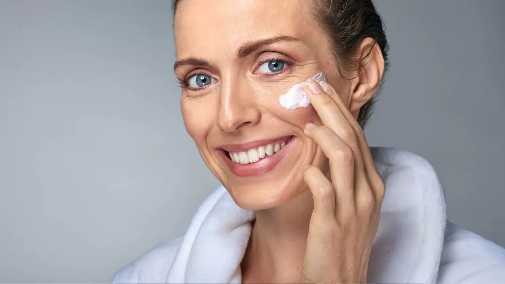 восстановить увядающую кожу лица 