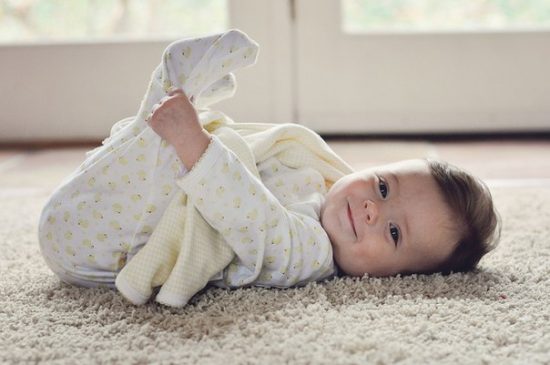 Как выбрать одежду для новорожденных - мнение эксперта - журнал