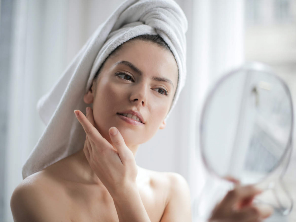 Маски для увядающей кожи лица: обзор 5 косметических средств