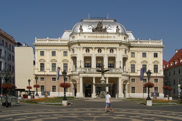Национальный театр Словакии