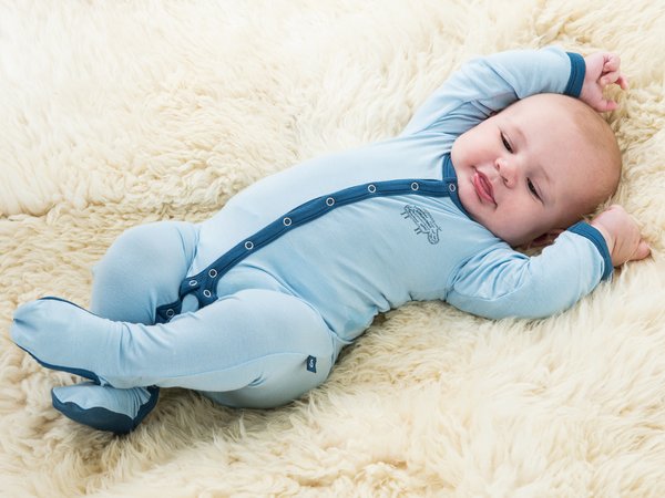 Как выбрать одежду для новорожденных - мнение эксперта - журнал