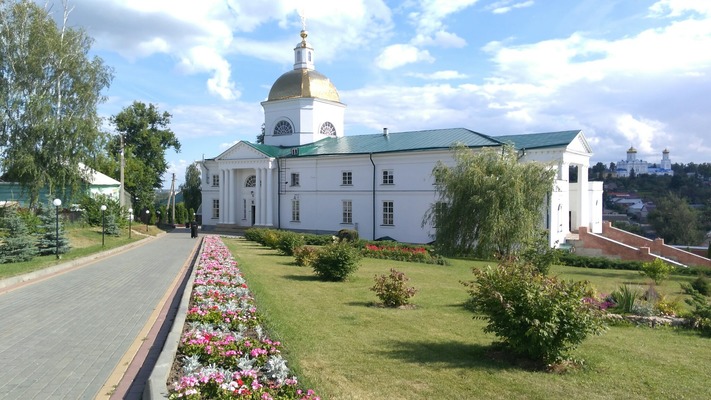 Знаменский женский монастырь