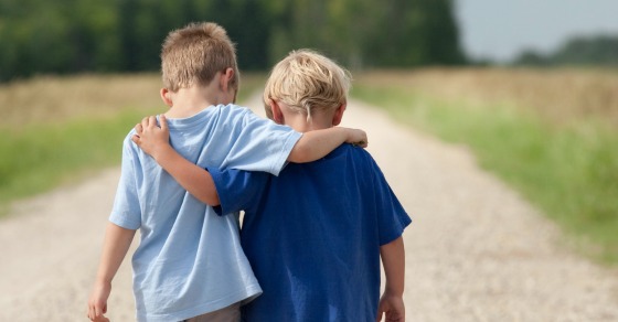 5 правил дружбы, о которых вам нужно рассказать своему ребенку