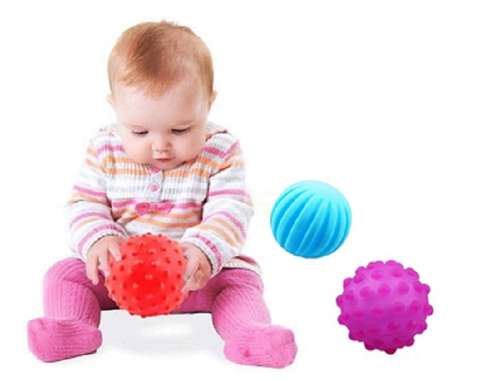 Развитие двигательной активности у ребенка в 6 месяцев 