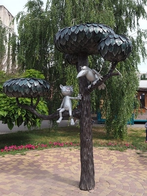 Памятник котенку с улицы Лизюкова