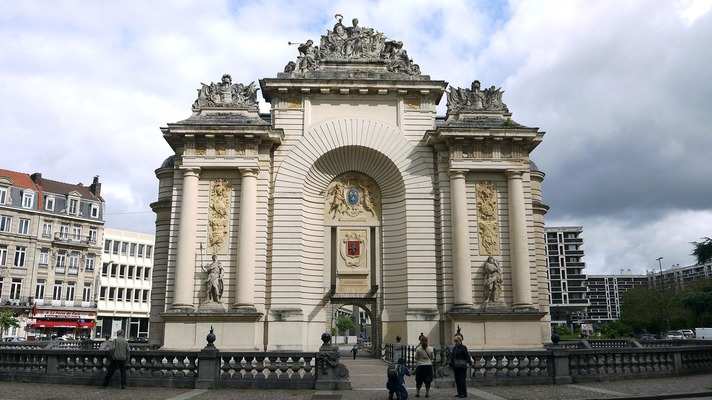 Парижские ворота (Porte de Paris)