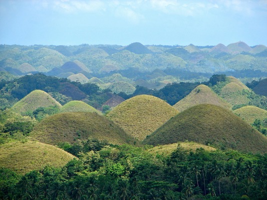 Шоколадные холмы (Филиппины)