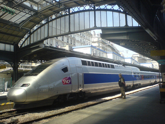 2 место: TGV POS, Франция, 574,9 км/ч