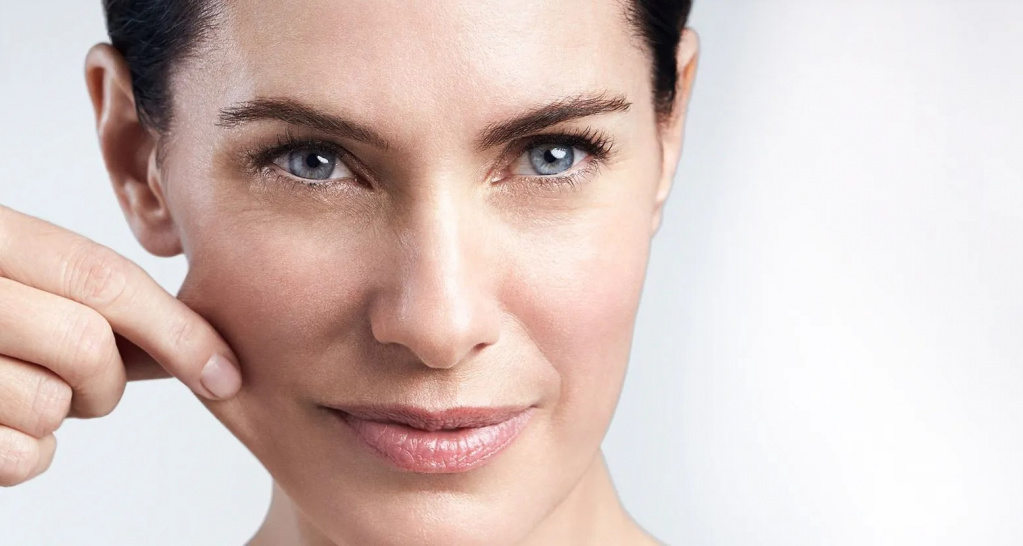 Как повысить упругость кожи лица и тела: 5 способов и обзор 7 косметических средств