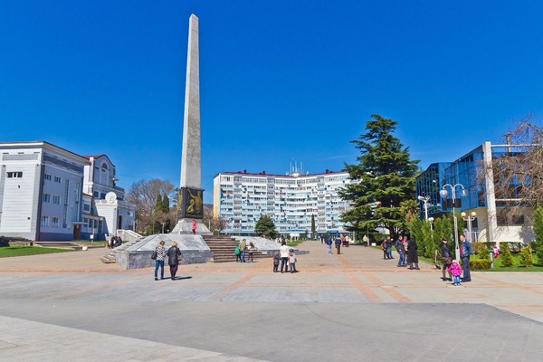 Площадь Октябрьской революции