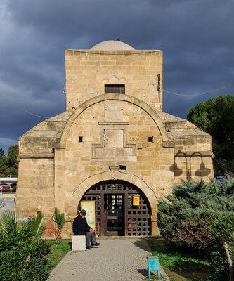 Киренийские ворота