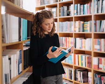 10 лучших производителей книжных шкафов